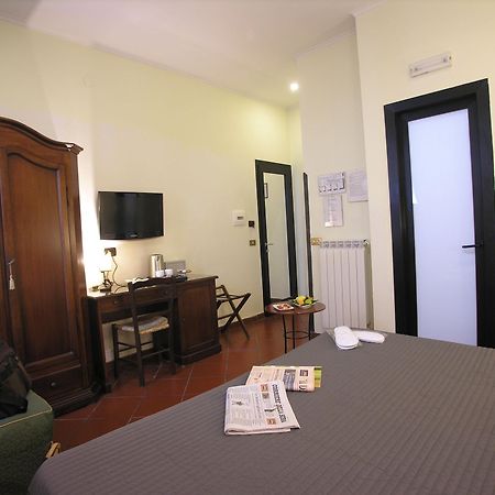 Hotel Toledo Napoli Ngoại thất bức ảnh