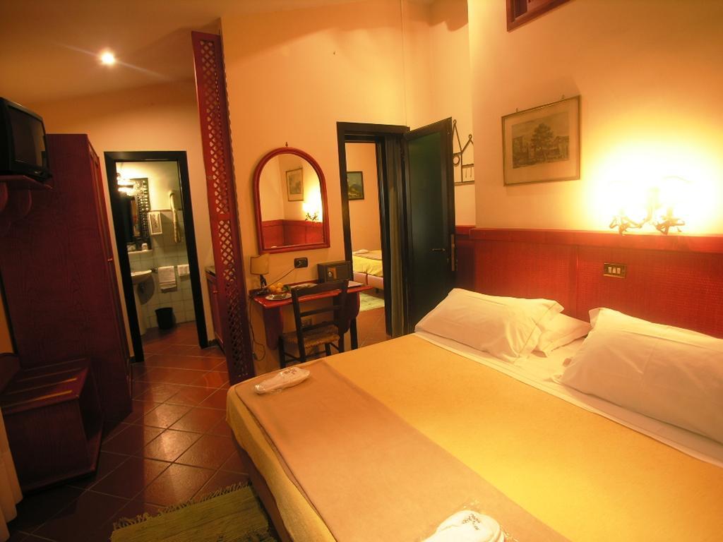 Hotel Toledo Napoli Ngoại thất bức ảnh