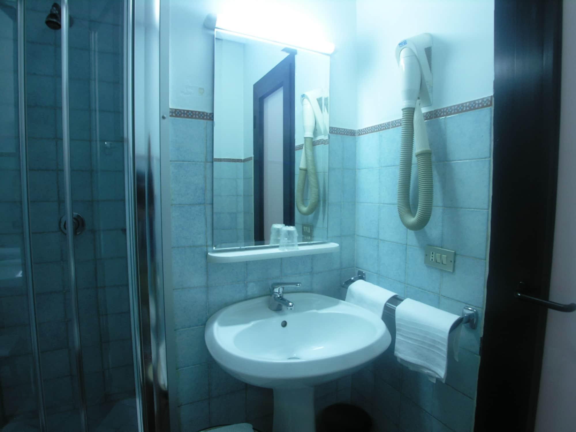 Hotel Toledo Napoli Ngoại thất bức ảnh