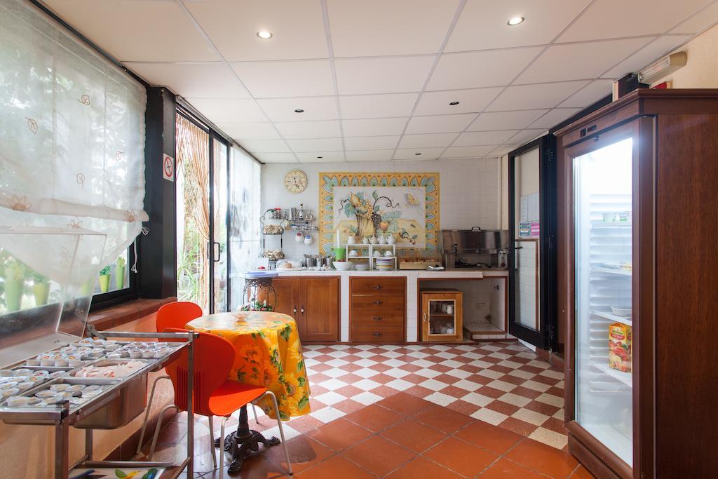 Hotel Toledo Napoli Ngoại thất bức ảnh